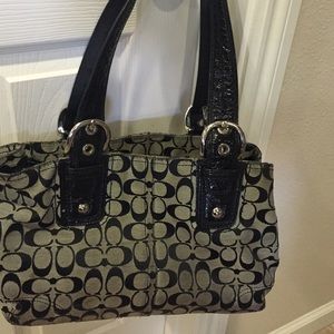 Signature Coach Tote
