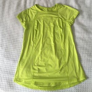 Lululemon running shirt
