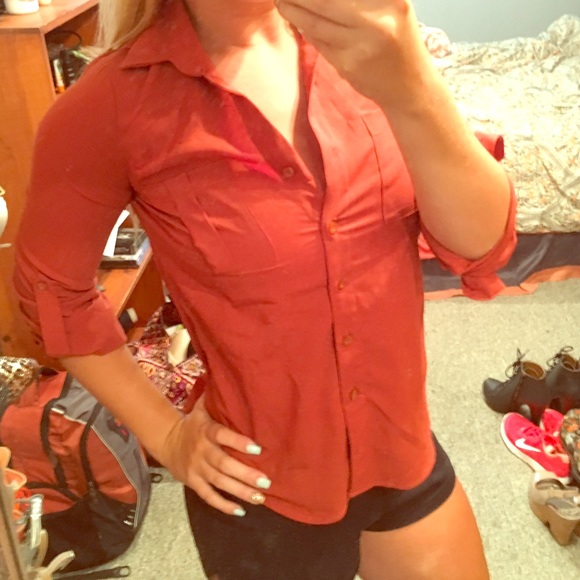 Button down blouse - Picture 2 of 4