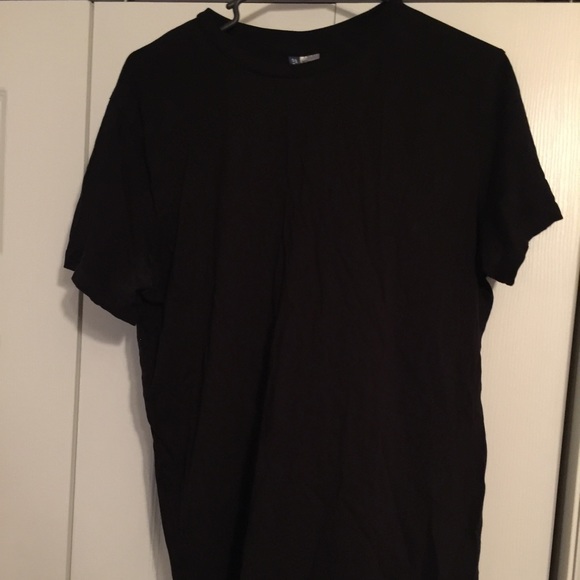 H&M Standard Tee