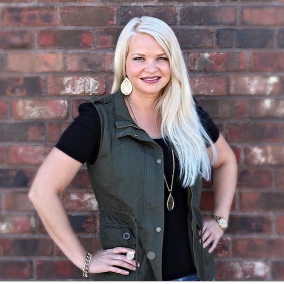 💢Restocked💢Olive Utility Vest - Picture 1 of 4