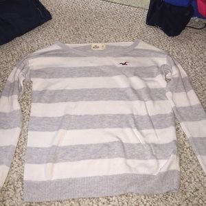 Hollister sweater