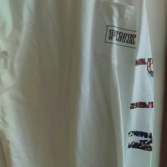 Vs pink shirt