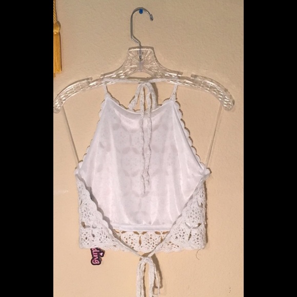Crochet Halter Top 🌸 - Picture 2 of 2