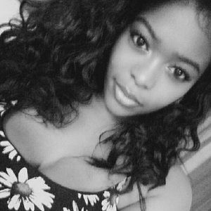 Meet your Posher, Reyona