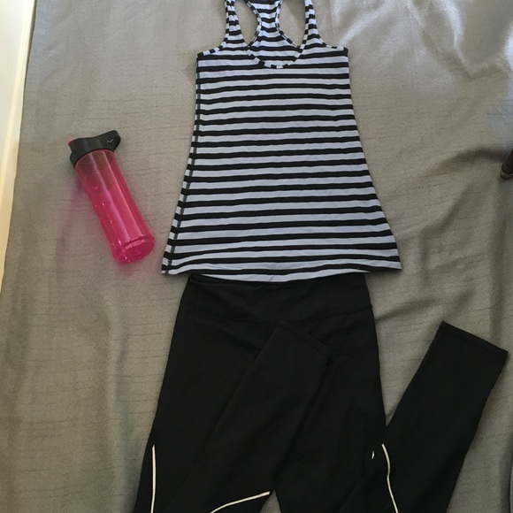 Lululemon workout top