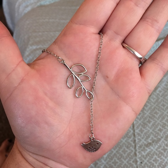 Leaf & Bird Necklace - Picture 4 of 5