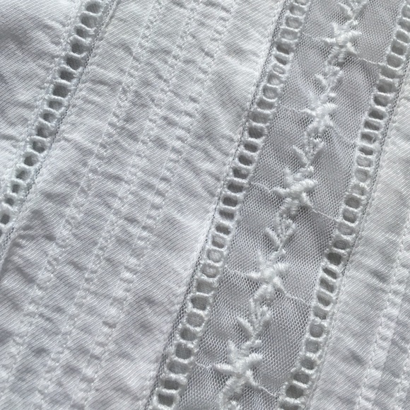 Embroidered Tank - Picture 2 of 4