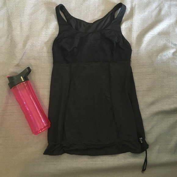 Lululemon yoga top