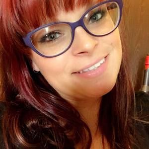 Meet your Posher, Leslie