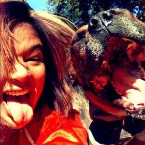 Meet your Posher, Jazmin