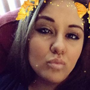 Meet your Posher, Michaela