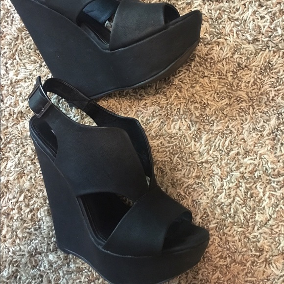 Black Steve Madden Wedges