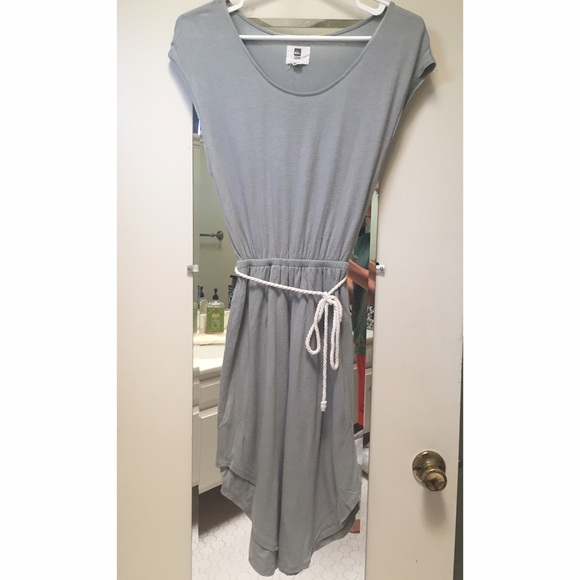 QUIKSILVER DRESS (xs)