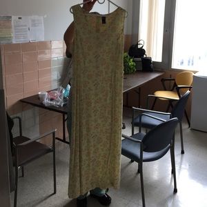 GAP Sleeveless Dress