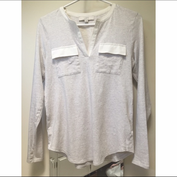ANN TAYLOR LOFT LONG SLEEVED SHIRT (medium)