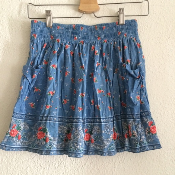 Forever 21 Dresses & Skirts - 🆕 boho vintage floral miniskirt✨ S