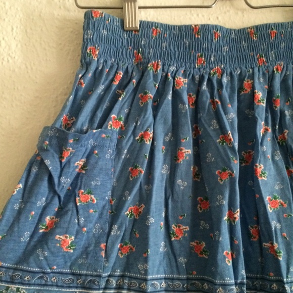 🆕 boho vintage floral miniskirt✨ S - Picture 2 of 3