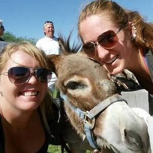 Meet your Posher, Danielle