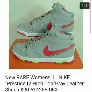 Nike size 10 womens