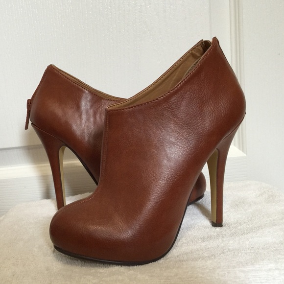 Michael Antonio booties