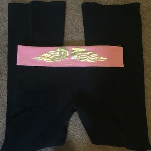 VS Pink yoga pants