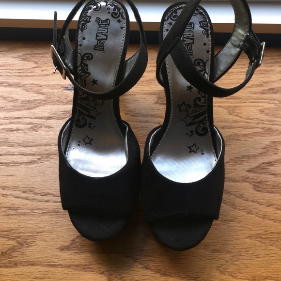 Brash Shoes - 🎉FINAL PRICE🎉 Black open toe heels