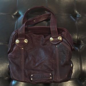 Gustto Shoulder Bag