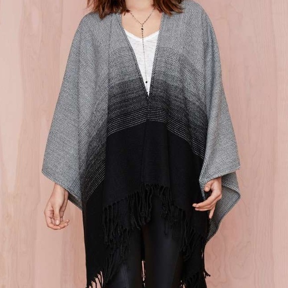 Urban Outfitters Jackets & Blazers - Gray Ombré Fringe Poncho