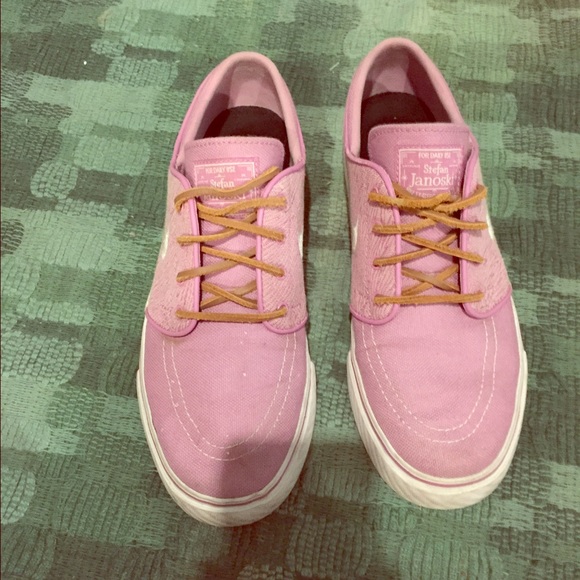 Nike Janoskis 🌿