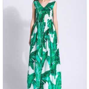 Green v neck a-line maxi dress