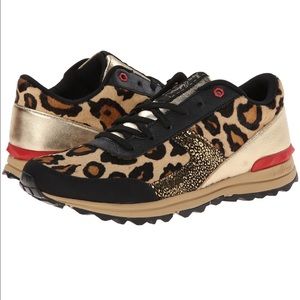 Leopard prong fashion sneaker