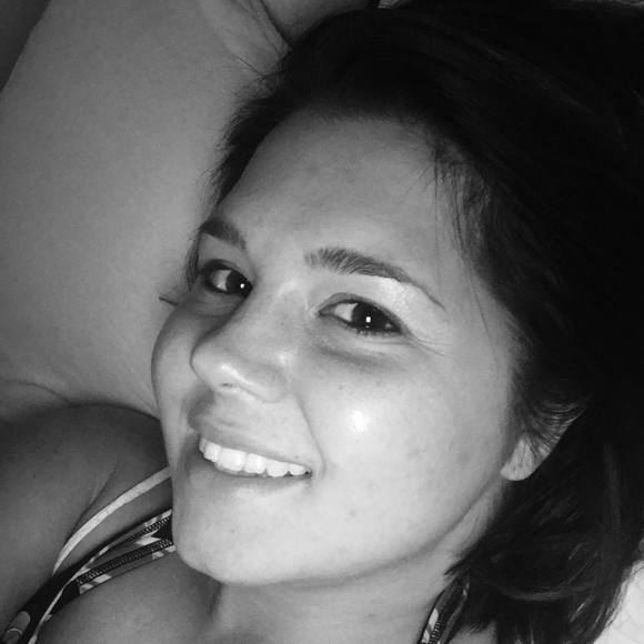 Meet your Posher, Amanda - Picture 1 of 1