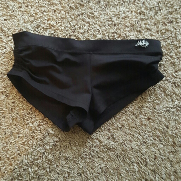 Yoga shorts