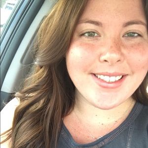 Meet your Posher, Casey