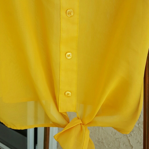 Juniors sheer blouse - Picture 3 of 4