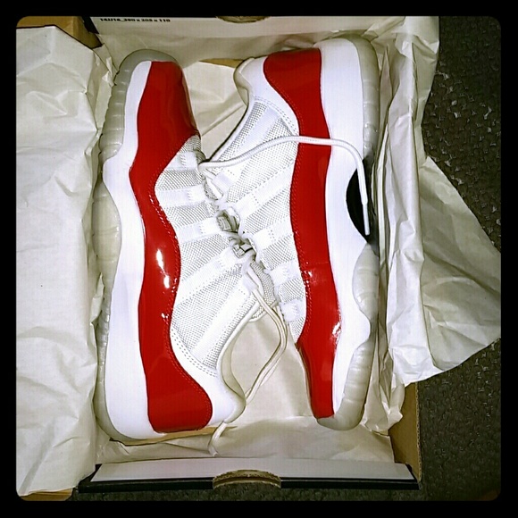 Air Jordan 11 retro low BG