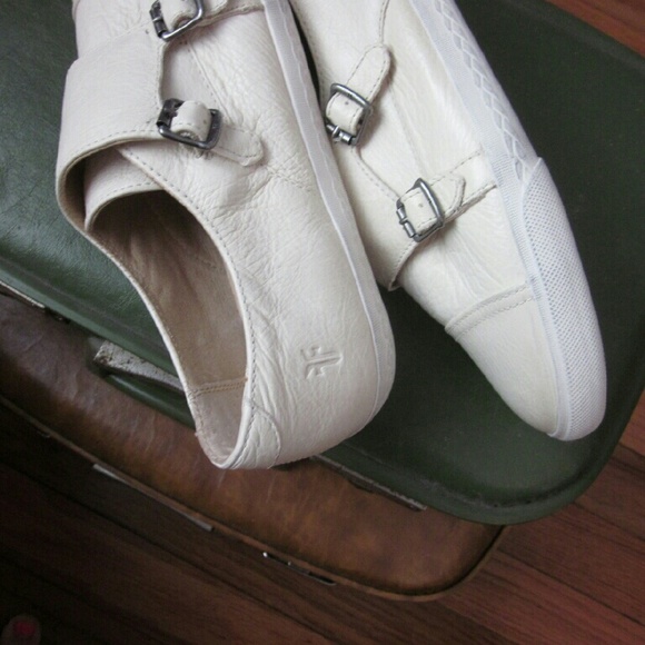 Frye Mindy Monk Strap Sneaker NWOB - Picture 2 of 4