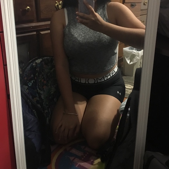CHARLOTTE RUSEE CROPTOP!