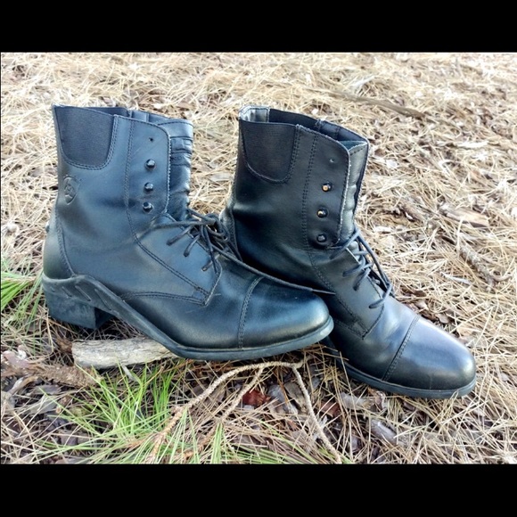 AVAILABLE TO SHIP 12/10 Ariat leather riding boots