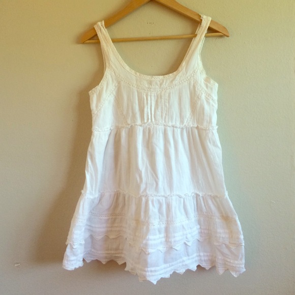 White Billabong Summer Dress!! 💕