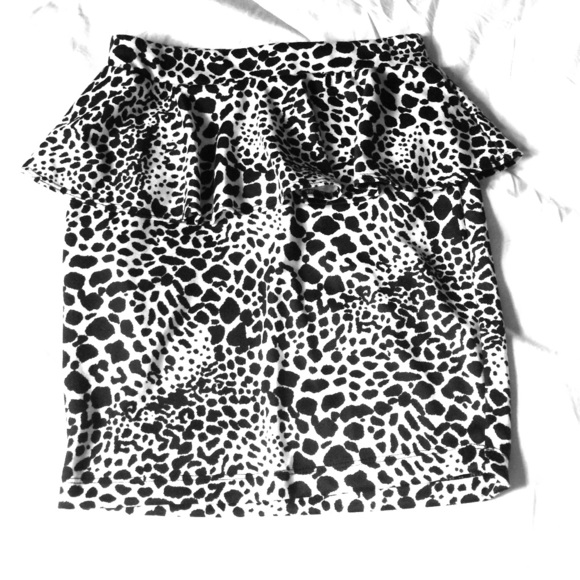 Forever 21 peplum skirt
