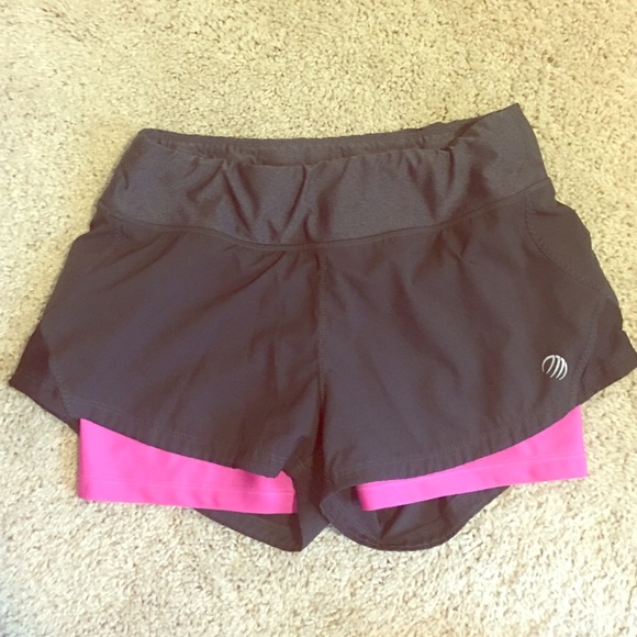 EUC MPG shorts