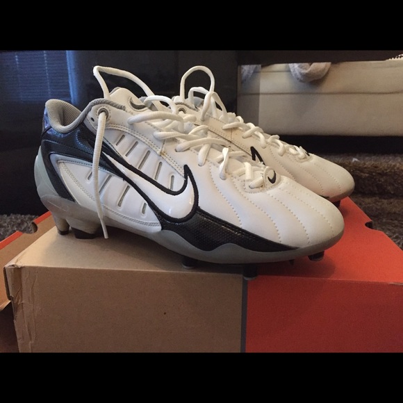 Nike Gridiron football cleats 9.5