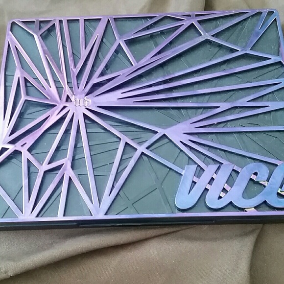 Urban decay vice