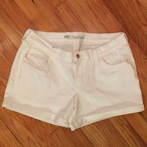 Old navy boyfriend shorts
