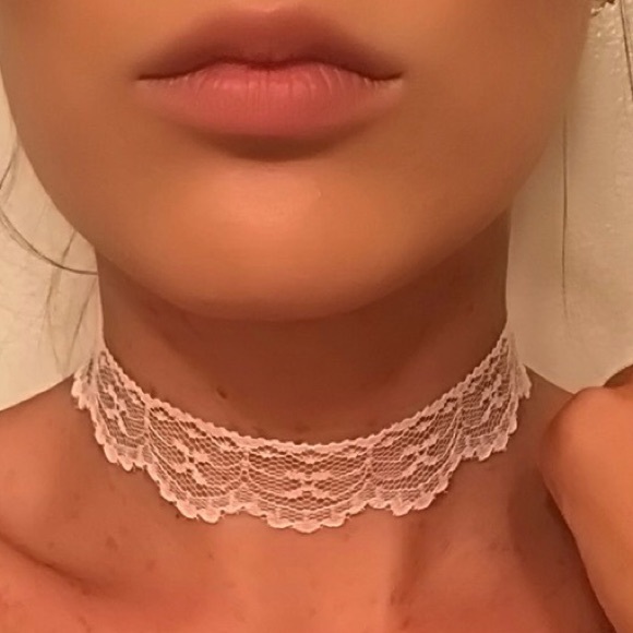 Angel White choker necklace