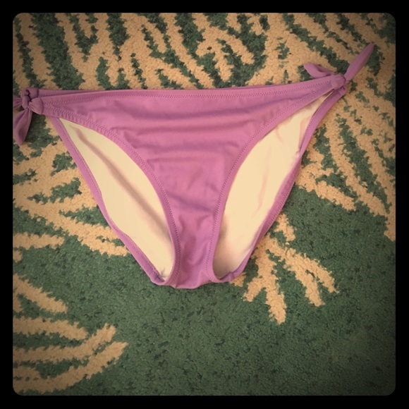 Victoria's Secret lavender Bikini bottoms size Med
