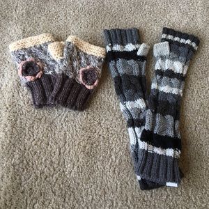 Bundle of 2 arm warmers/ fingerless gloves