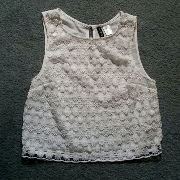 Divided Tops - H&M Flower Crop Top